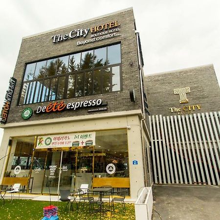 The City Hotel Jeonju Luaran gambar