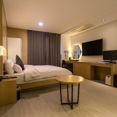 The City Hotel Jeonju Luaran gambar