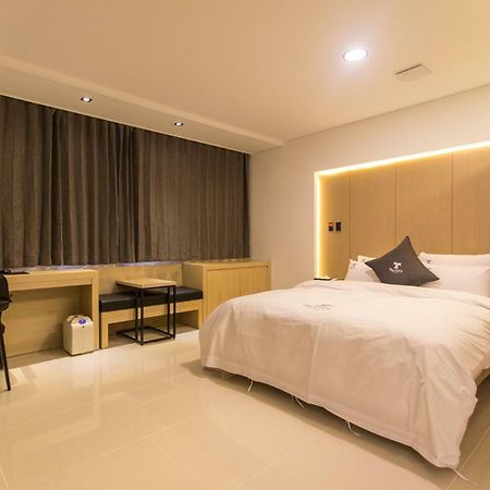 The City Hotel Jeonju Luaran gambar