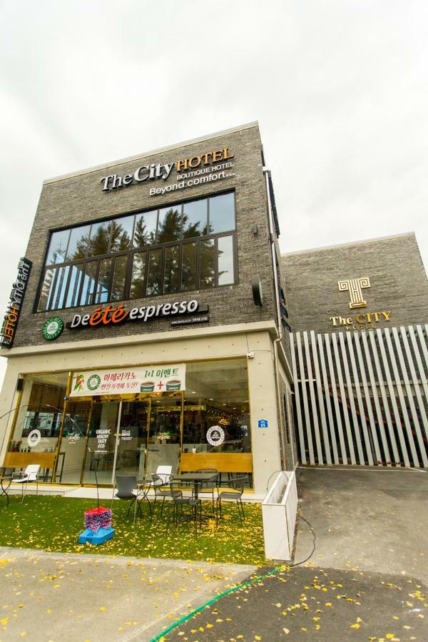 The City Hotel Jeonju Luaran gambar