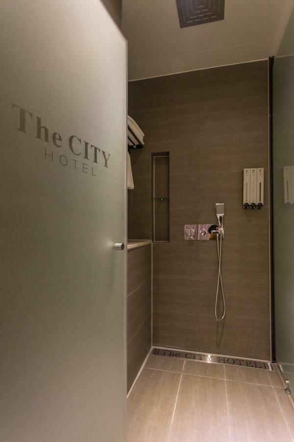 The City Hotel Jeonju Luaran gambar