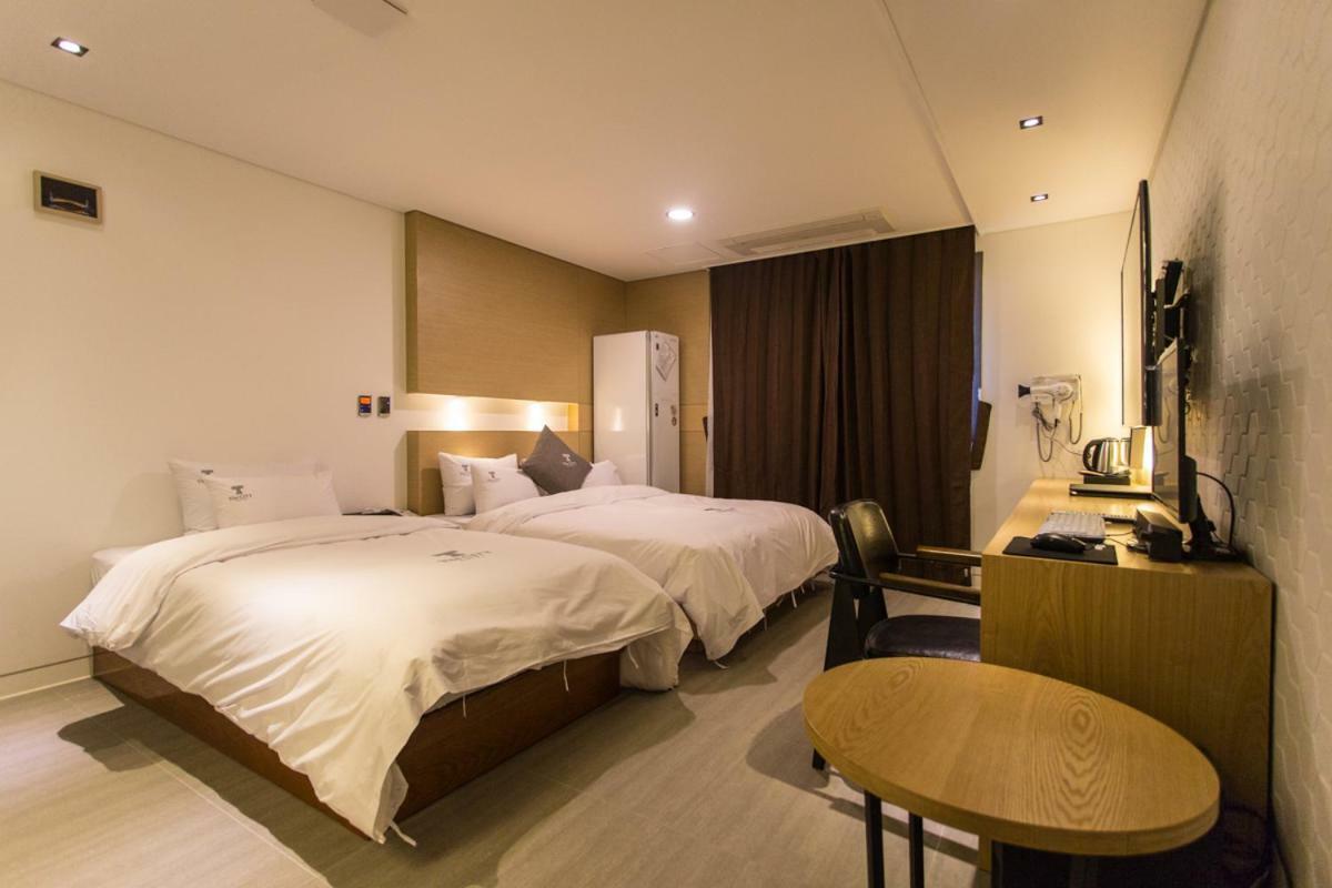 The City Hotel Jeonju Luaran gambar