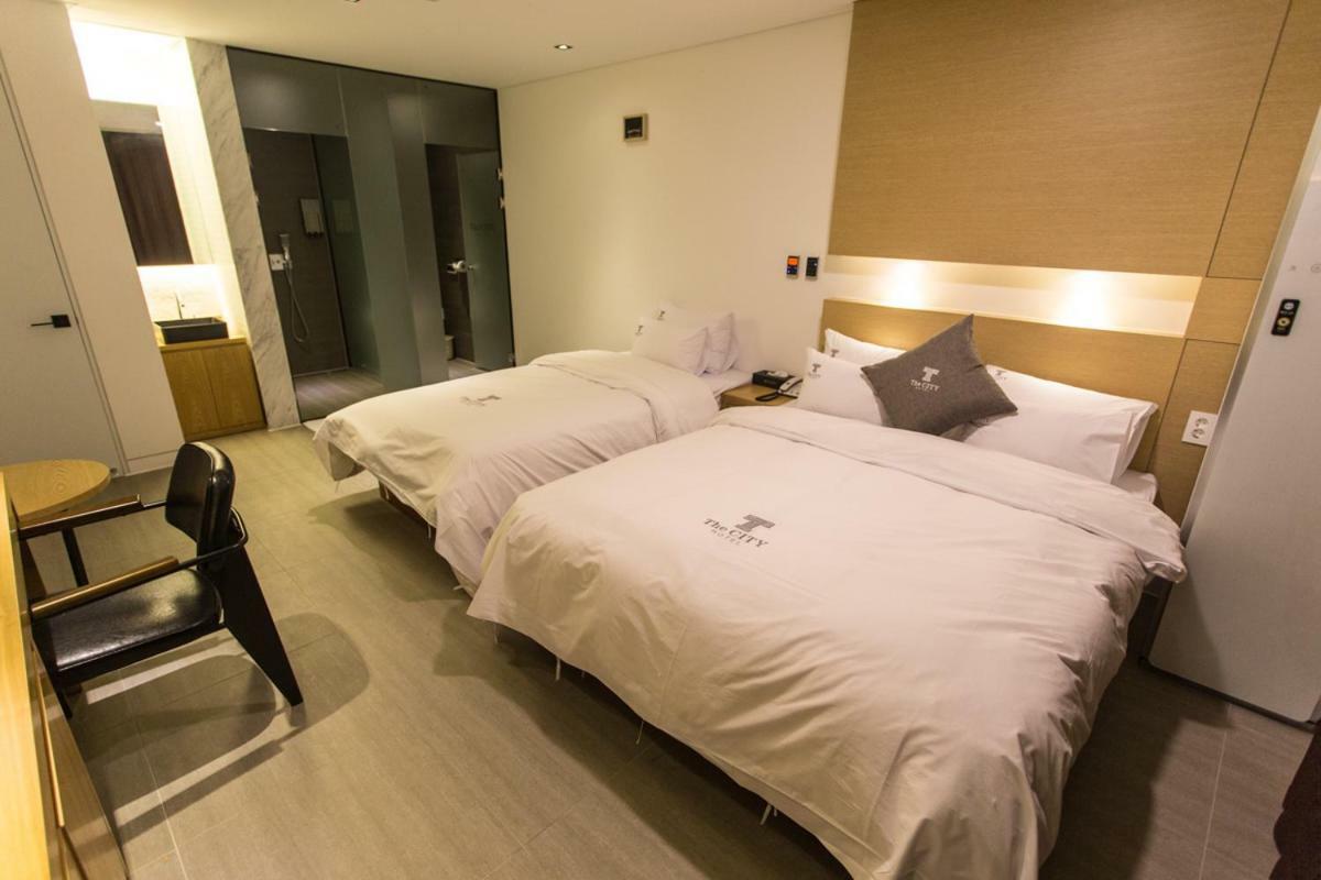 The City Hotel Jeonju Luaran gambar